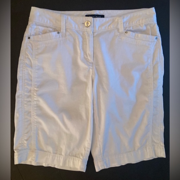 WHBM Bermuda Shorts size 0 - Picture 1 of 3